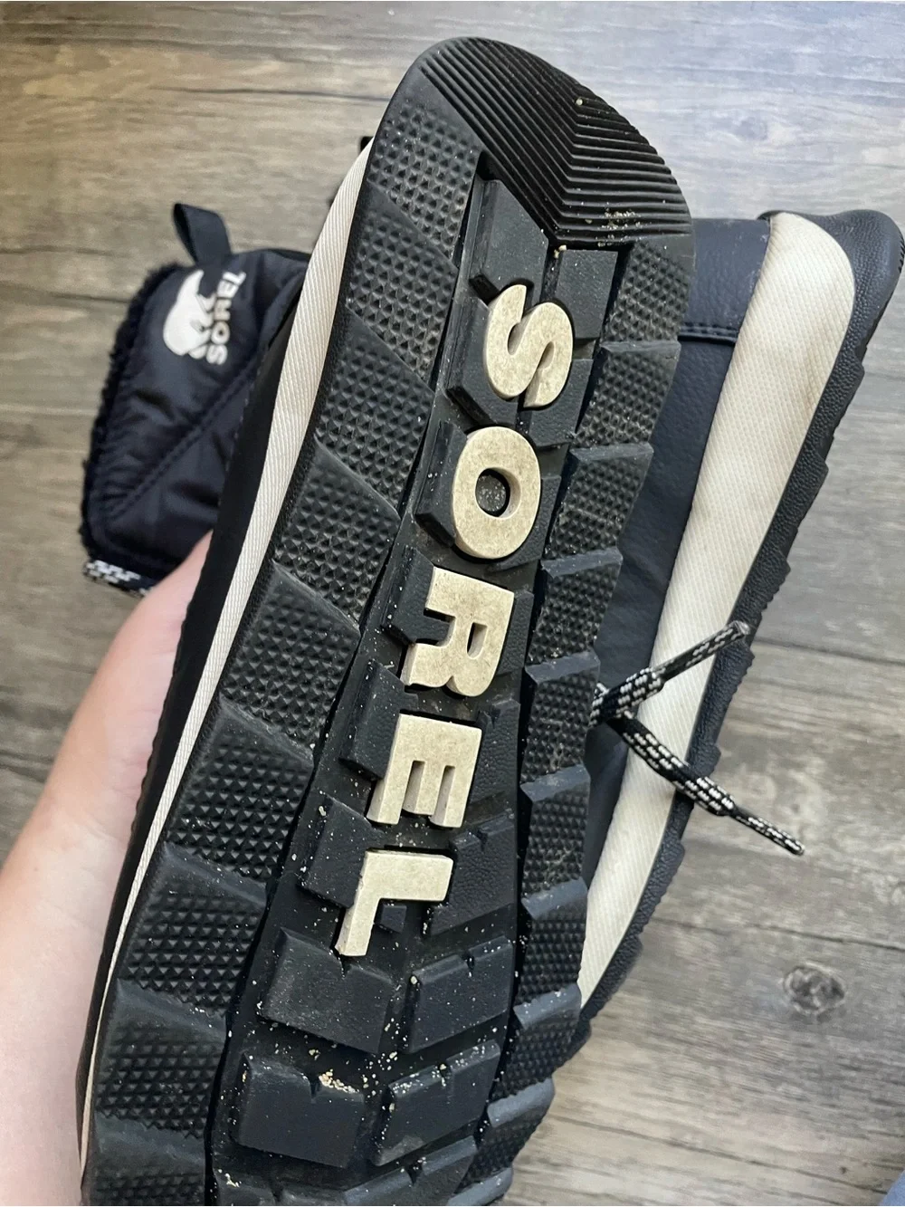 Sorel boots sz 8 Whitney waterproof boot